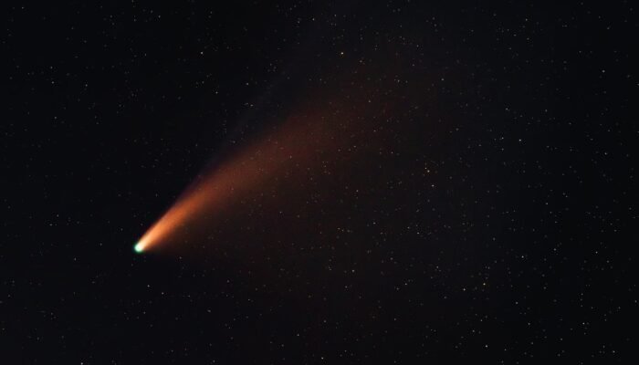 Komet Devil: Fenomena Langka yang Menarik Perhatian Para Ilmuwan