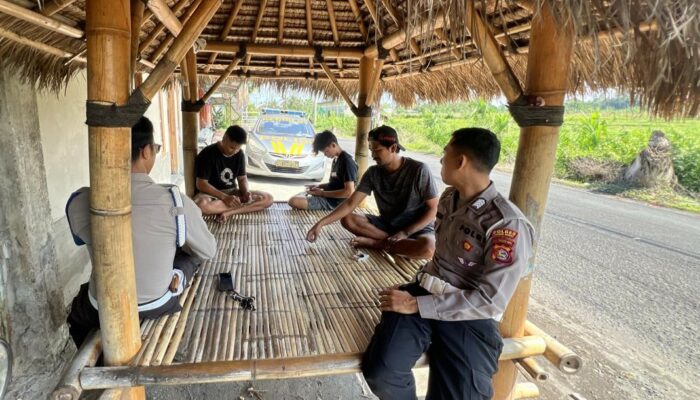 Patroli Dialogis Polsek Kediri: Menjaga Kamtibmas Jelang Pilkada Serentak