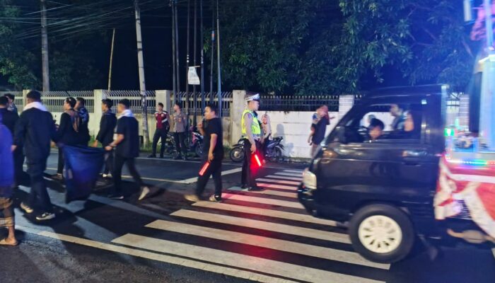 Polsek Batulayar Kawal Pawai Takbiran, Malam Idul Fitri Kondusif