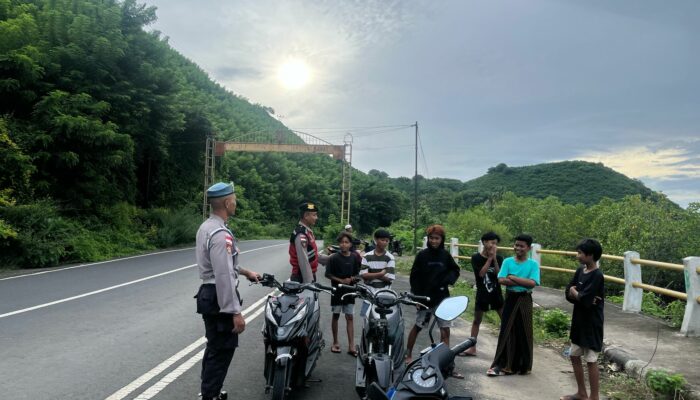 Patroli Intensif di Sekotong, Polisi Pastikan Ngabuburit Aman