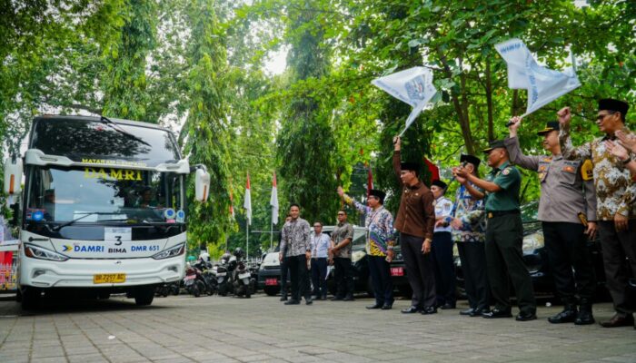 Walikota Mataram Lepas Mudik Gratis 2025 Bersama Bank NTB Syariah 