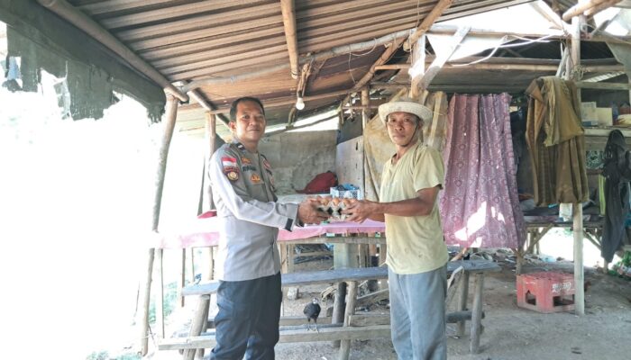 Aksi Humanis Polri: Sambang dan Bantuan Nutrisi di Sekotong