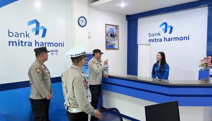 Patroli KRYD Polsek Kediri: Sinergi Cegah Kejahatan di Kantor Bank Mitra Harmoni