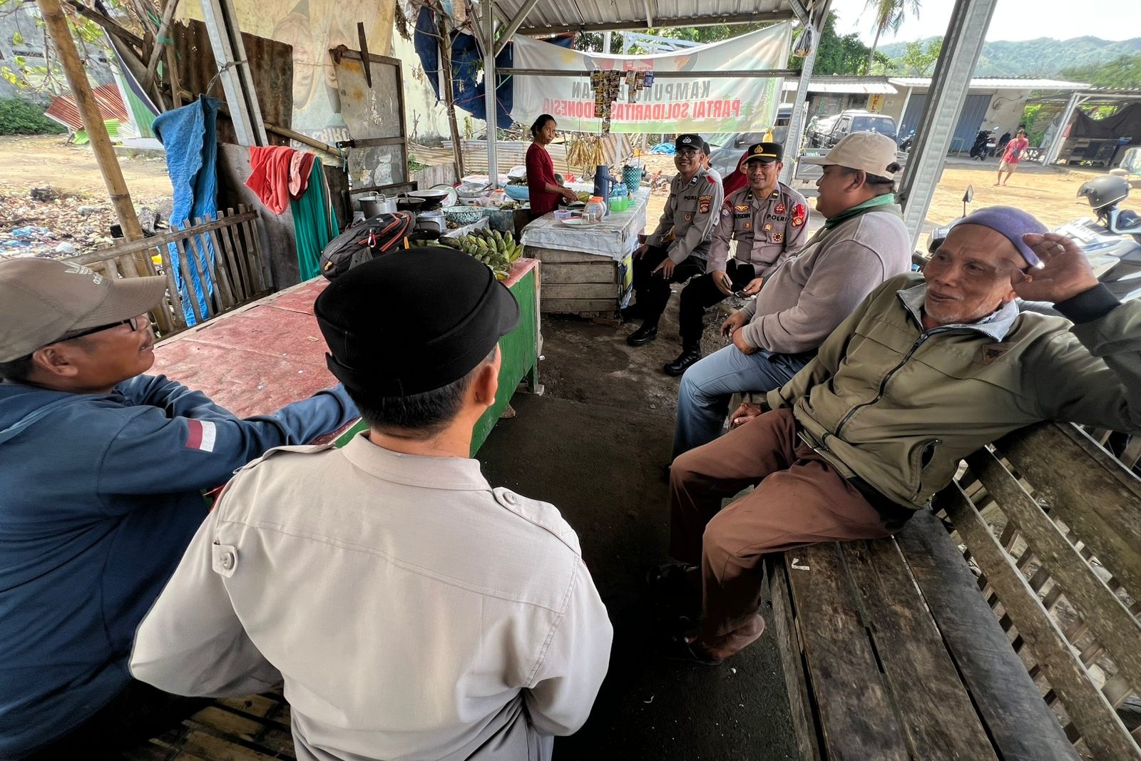 Lombok Barat Fokuskan Pembinaan Kamtibmas pada Buruh dan Juru Parkir