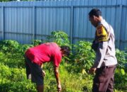 Bhabinkamtibmas Senteluk Edukasi Warga Manfaatkan Pekarangan