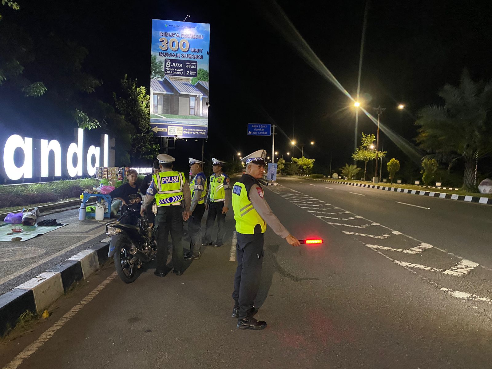 Patroli Malam Satlantas Polres Lombok Barat Jaga Ketertiban Lalu Lintas dan Cegah Balap Liar