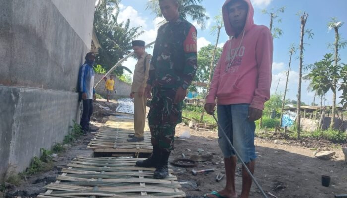 Babinsa dan Kades Tinjau Pembangunan Jalan Dusun Jerneng