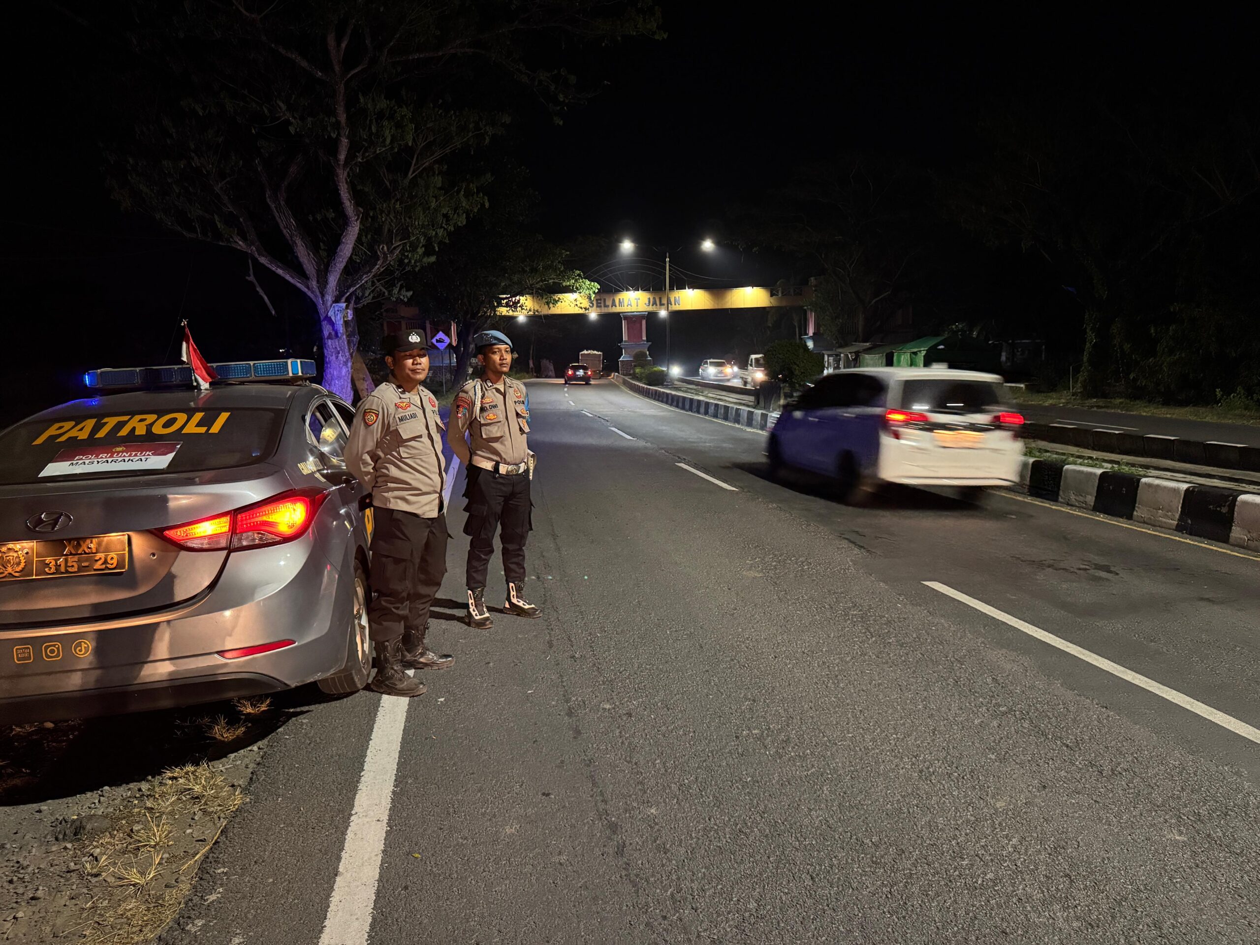 Patroli Blue Light Polsek Kediri Cegah Kejahatan Jalanan di Jalur Rawan BIL Lombok Barat