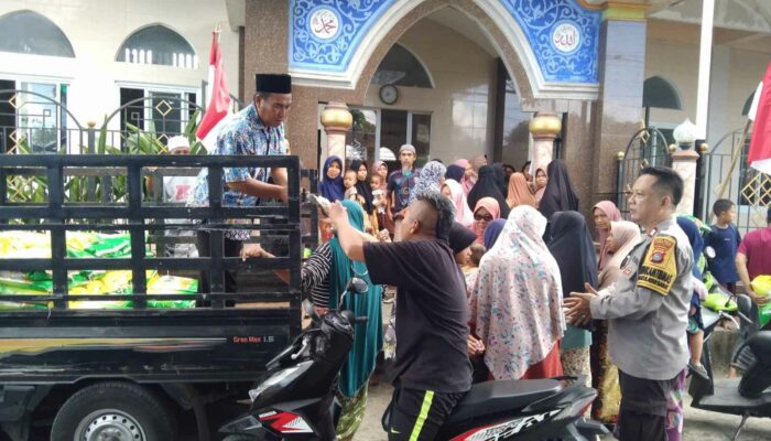 Antusias Warga Batulayar, 2 Ton Beras Subsidi Habis Terjual dalam Gerakan Pangan Murah