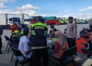 Sambut HUT Lalu Lintas ke-70, Polres Lombok Barat Hadirkan Layanan Kesehatan untuk Sopir Truk