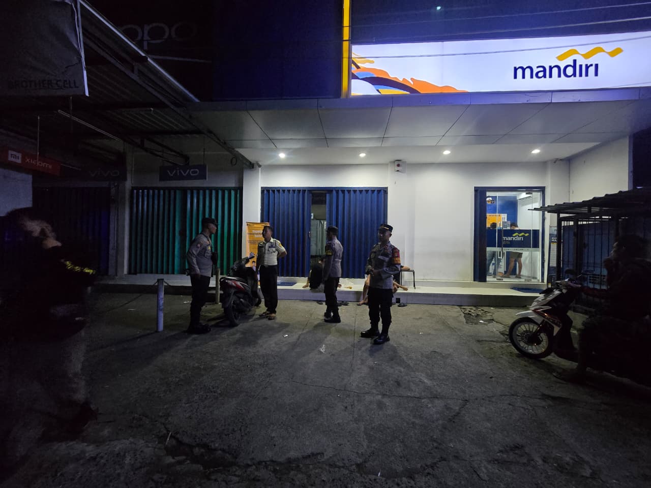 Kapolsek Gerung Pimpin Patroli Malam, Fokus Antisipasi 3C di Lombok Barat