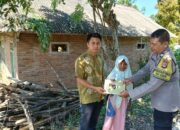 Kapolres Lombok Barat Peduli, Salurkan Bantuan ke Musholla dan Anak Yatim di Sekotong