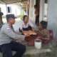 Bhabinkamtibmas Buwun Mas Hadirkan Bantuan Bergizi untuk Warga Sekotong