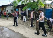 Aksi Polisi, Mahasiswa KKN, dan Warga Sekotong Jaga Lingkungan