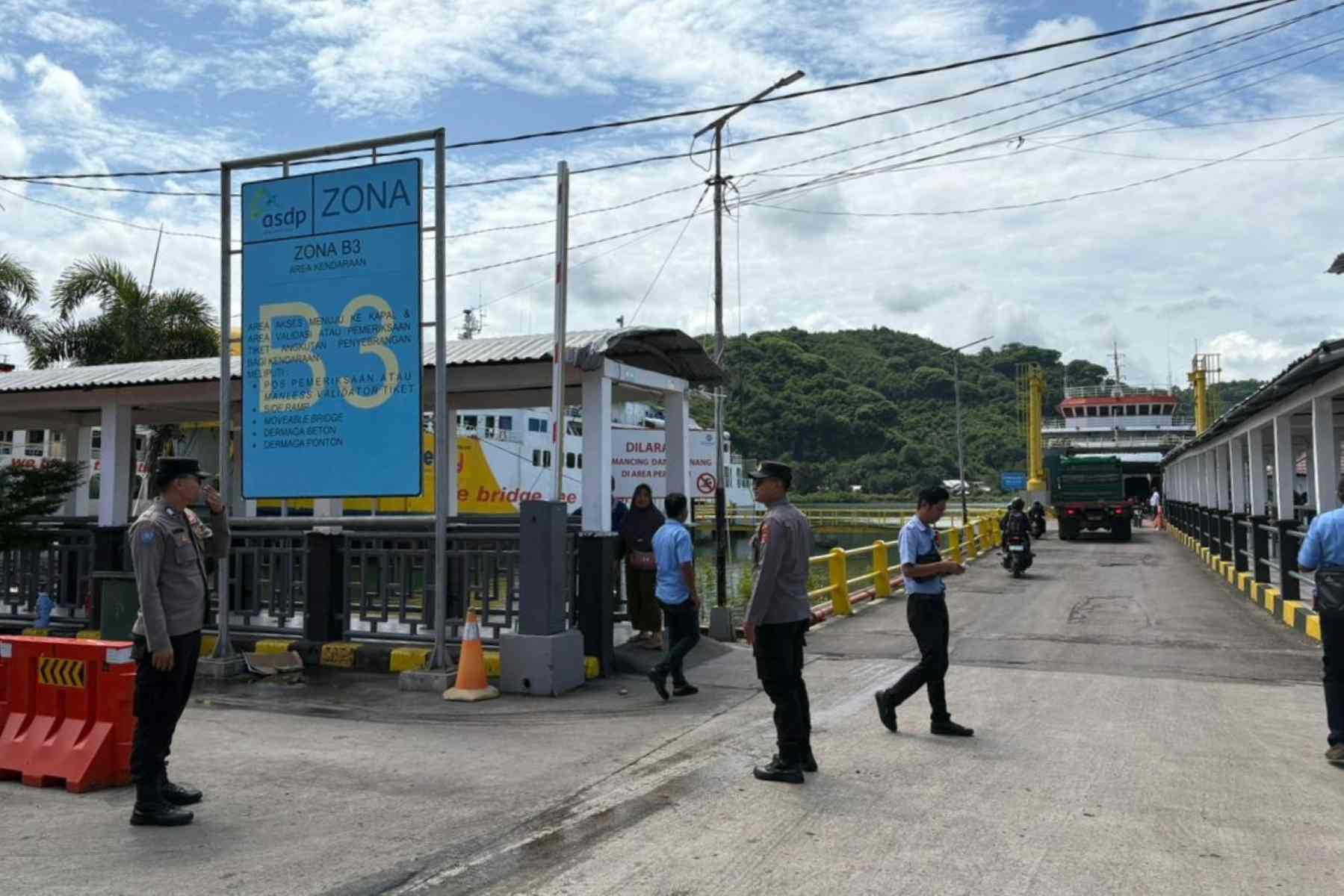 Pelabuhan Lembar Siaga Nataru: Keamanan Penyeberangan Lombok-Bali Diperketat